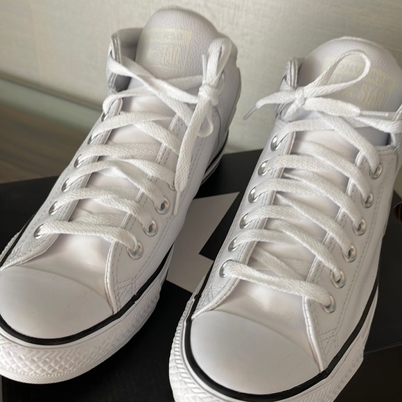 CHUCK TAYLOR HIGH STREET MID LEATHER - MENS - Picture 2 of 4